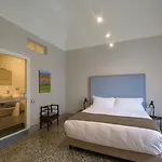 Bed & Breakfast Palazzo Sertorio 4*