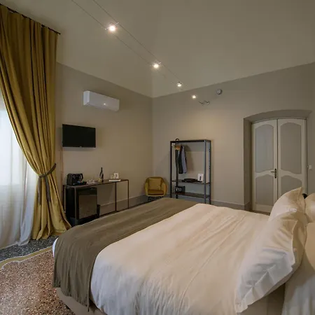 Palazzo Sertorio Panzió 4*